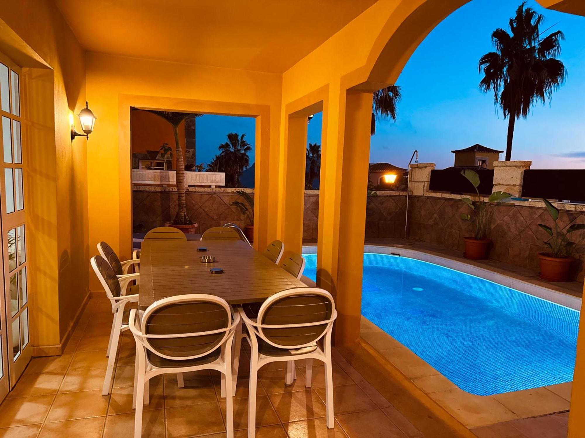 Villa Chayofa Екстериор снимка