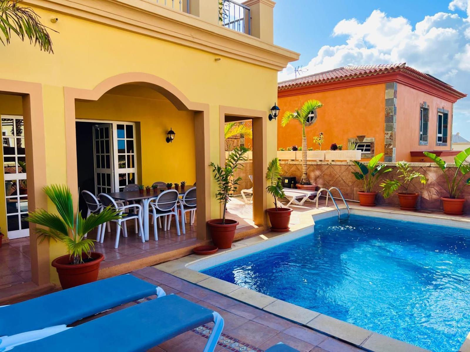 Villa Chayofa Екстериор снимка