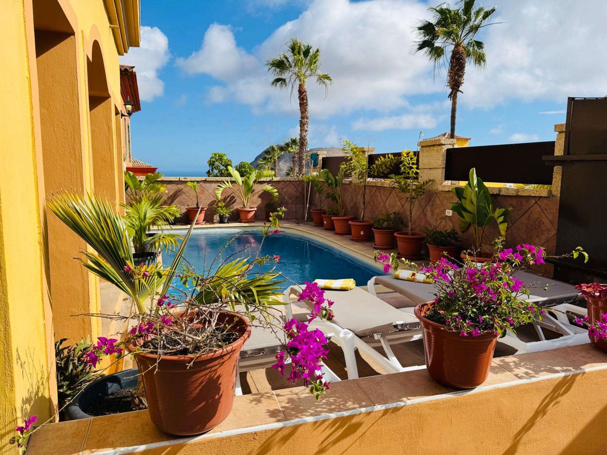 Villa Chayofa Екстериор снимка